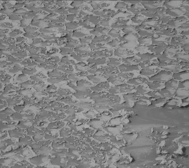 Sol 4935: Mast Camera (Mastcam)