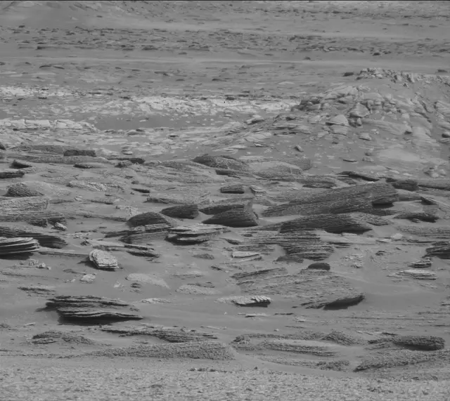 Sol 4935: Mast Camera (Mastcam)