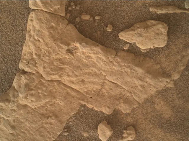 Sol 4938: Mars Hand Lens Imager (MAHLI)