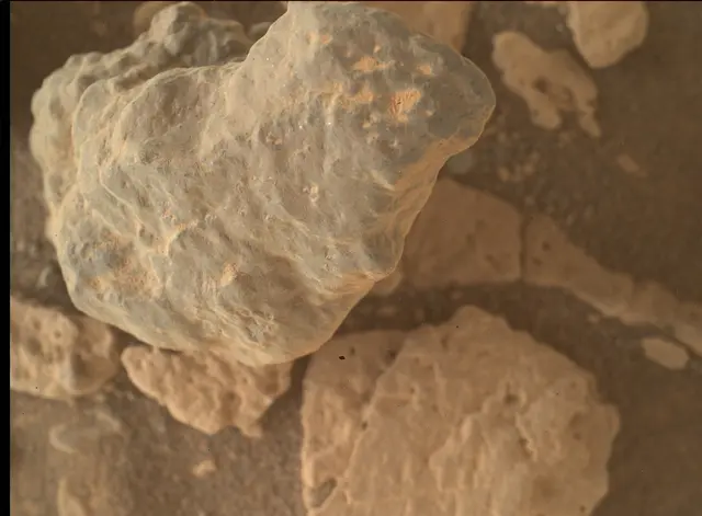 Sol 4938: Mars Hand Lens Imager (MAHLI)