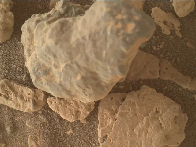 Sol 4938: Mars Hand Lens Imager (MAHLI)