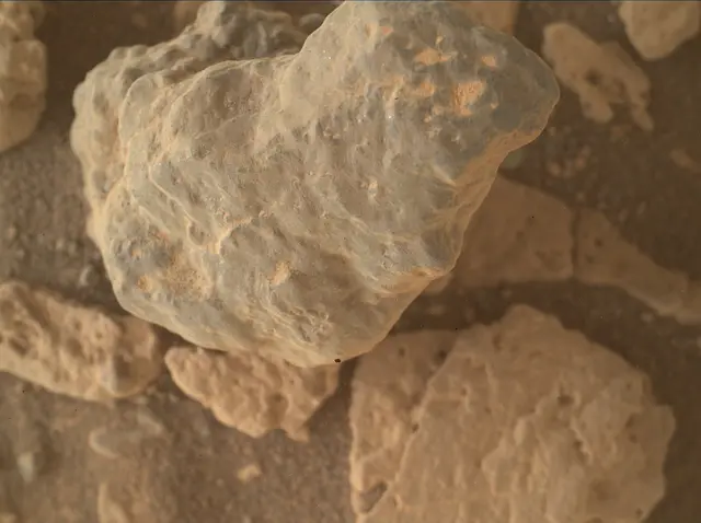 Sol 4938: Mars Hand Lens Imager (MAHLI)