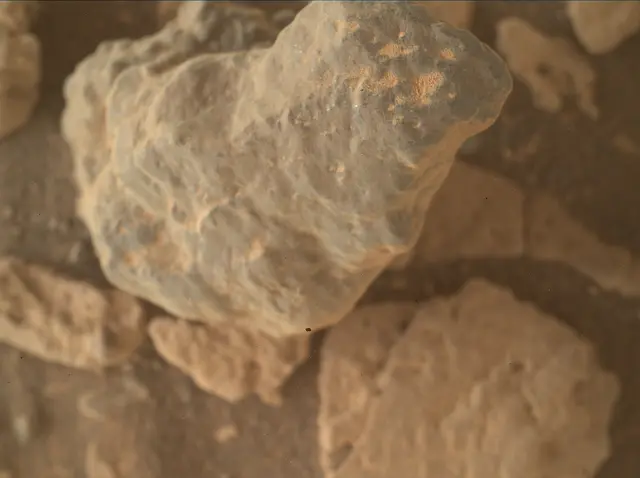 Sol 4938: Mars Hand Lens Imager (MAHLI)