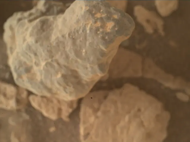 Sol 4938: Mars Hand Lens Imager (MAHLI)