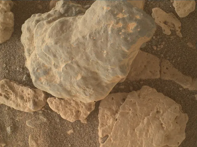 Sol 4939: Mars Hand Lens Imager (MAHLI)