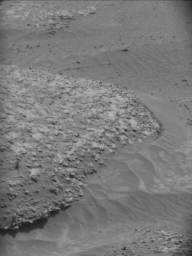 Sol 4942: Mast Camera (Mastcam)