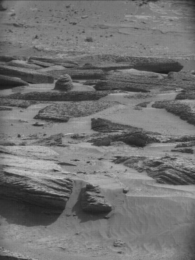 Sol 4942: Mast Camera (Mastcam)