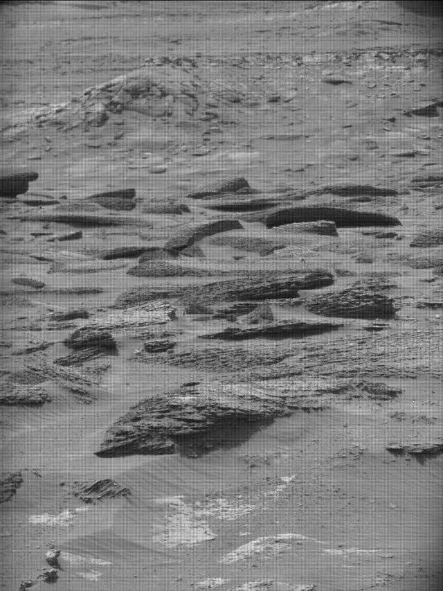 Sol 4942: Mast Camera (Mastcam)