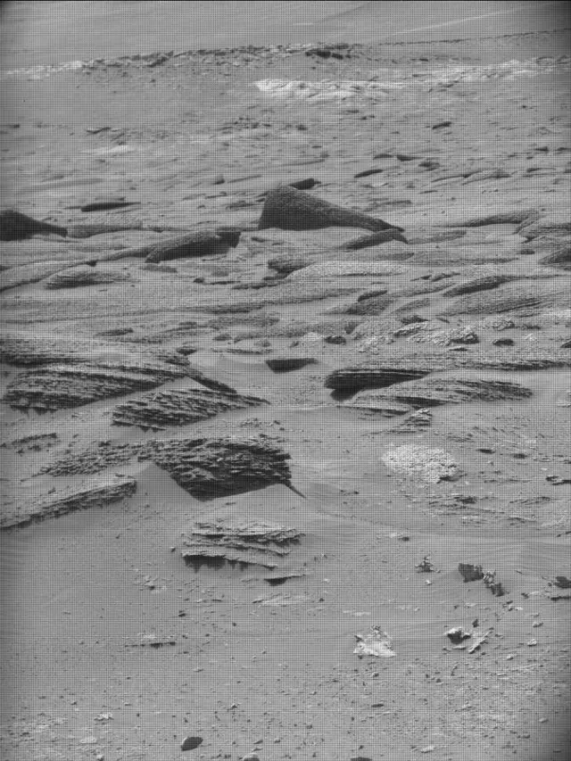 Sol 4942: Mast Camera (Mastcam)