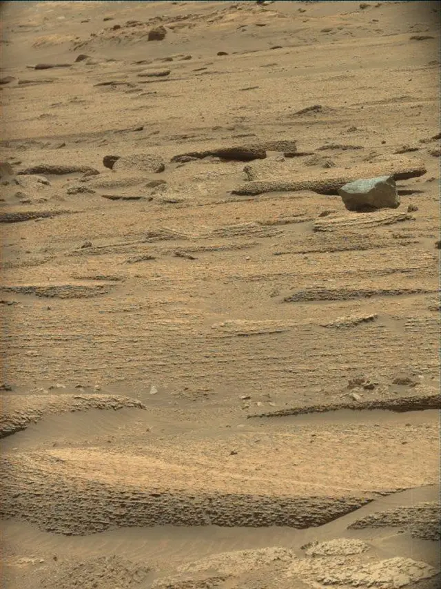 Sol 4942: Mast Camera (Mastcam)