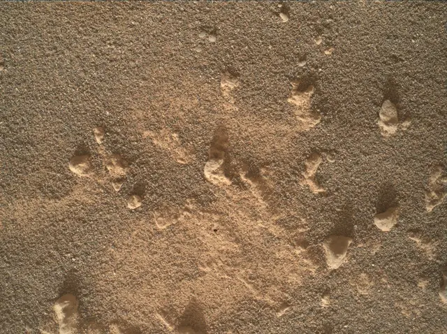 Sol 4942: Mars Hand Lens Imager (MAHLI)