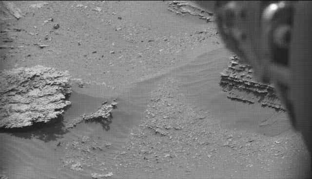 Sol 4944: Mast Camera (Mastcam)