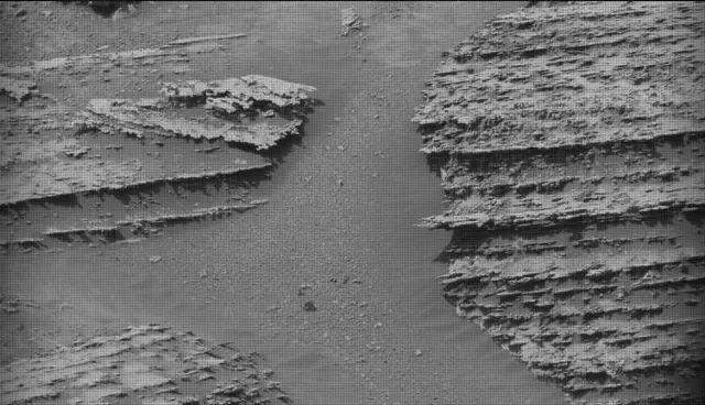 Sol 4944: Mast Camera (Mastcam)
