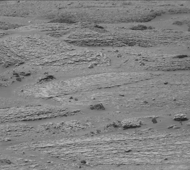Sol 4944: Mast Camera (Mastcam)