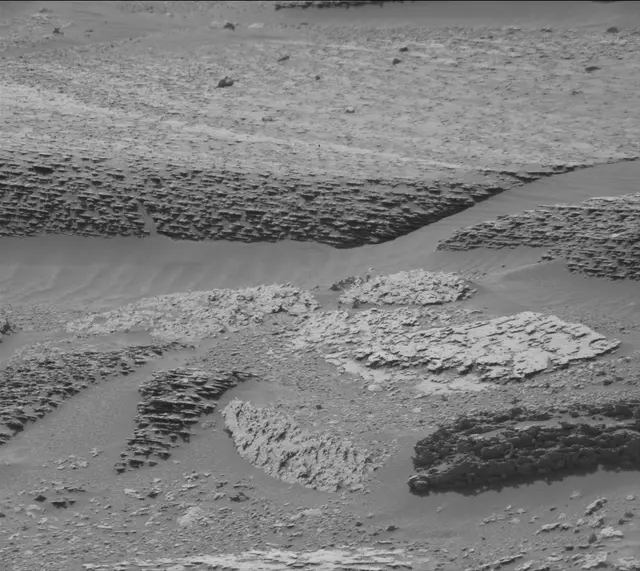 Sol 4944: Mast Camera (Mastcam)