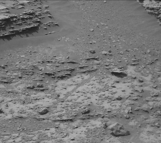 Sol 4944: Mast Camera (Mastcam)