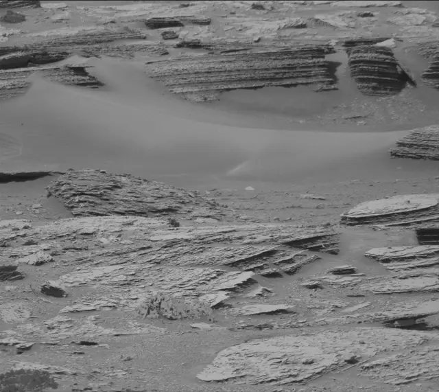 Sol 4944: Mast Camera (Mastcam)