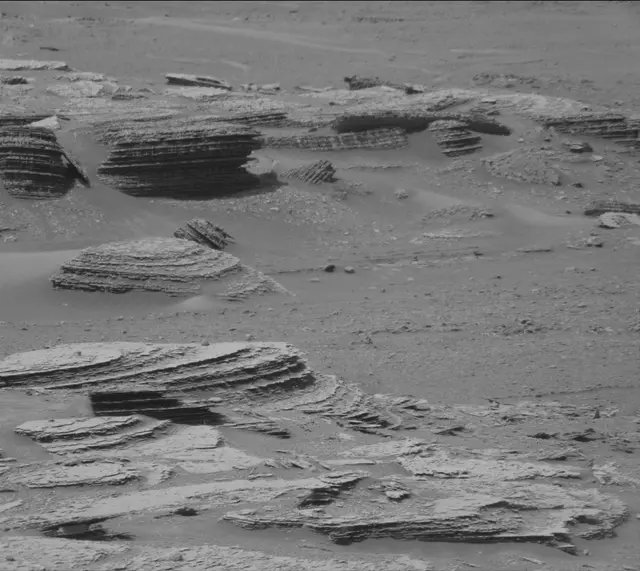 Sol 4944: Mast Camera (Mastcam)