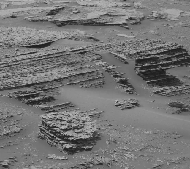 Sol 4944: Mast Camera (Mastcam)
