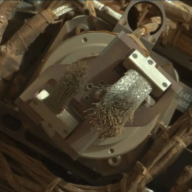 Sol 4944: Mast Camera (Mastcam)