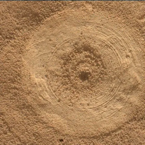 Sol 4944: Mars Hand Lens Imager (MAHLI)