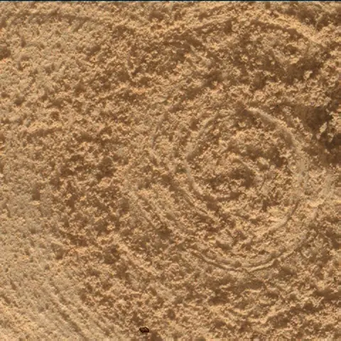 Sol 4944: Mars Hand Lens Imager (MAHLI)