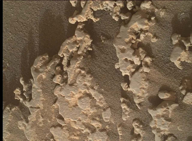 Sol 4944: Mars Hand Lens Imager (MAHLI)