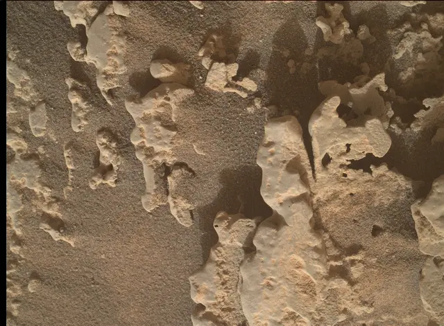 Sol 4944: Mars Hand Lens Imager (MAHLI)