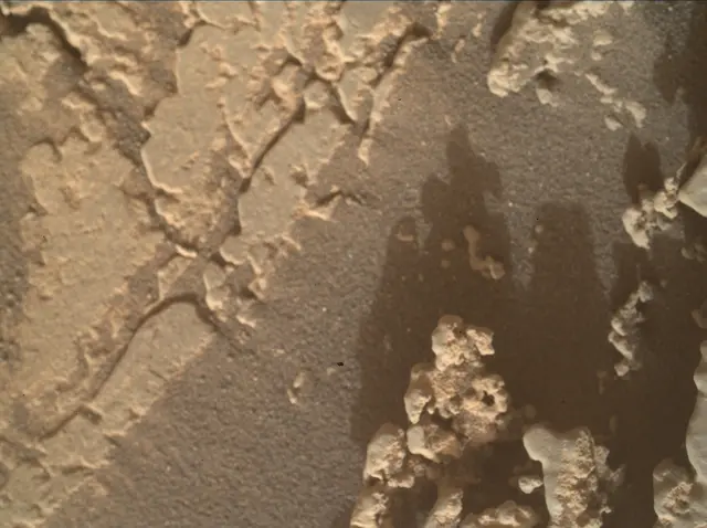 Sol 4944: Mars Hand Lens Imager (MAHLI)