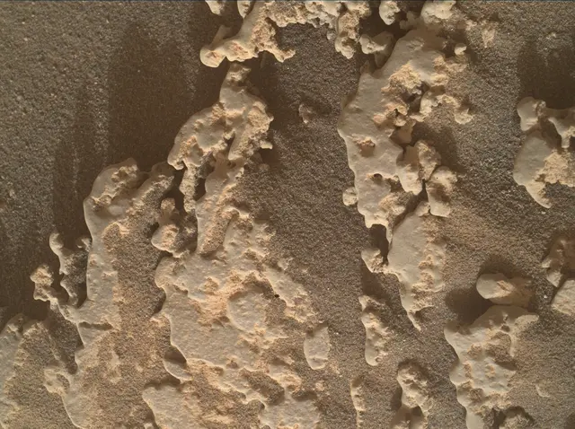 Sol 4944: Mars Hand Lens Imager (MAHLI)