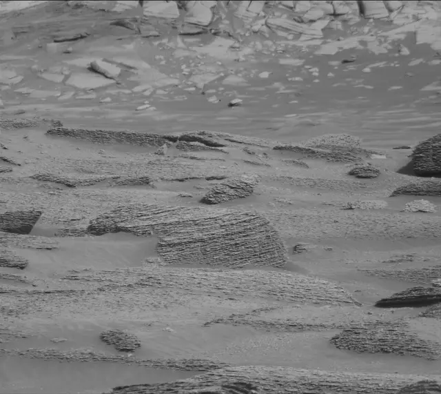 Sol 4945: Mast Camera (Mastcam)
