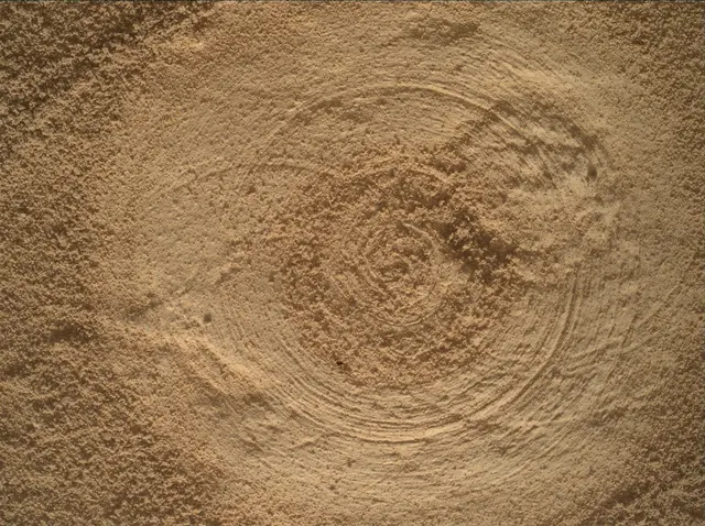 Sol 4946: Mars Hand Lens Imager (MAHLI)