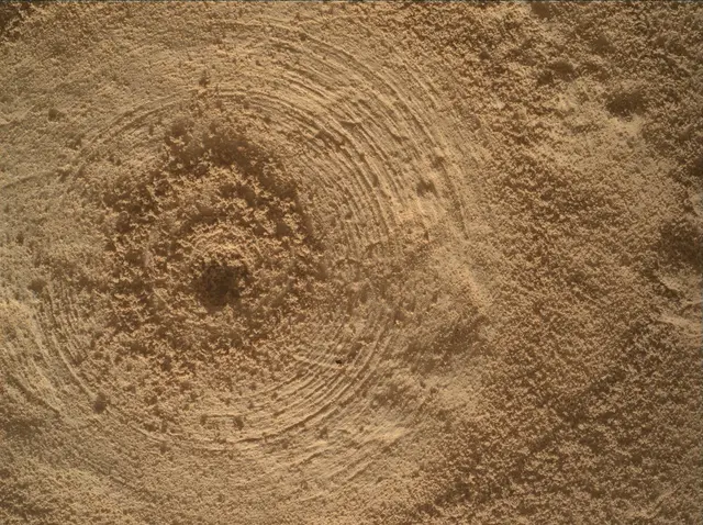 Sol 4946: Mars Hand Lens Imager (MAHLI)