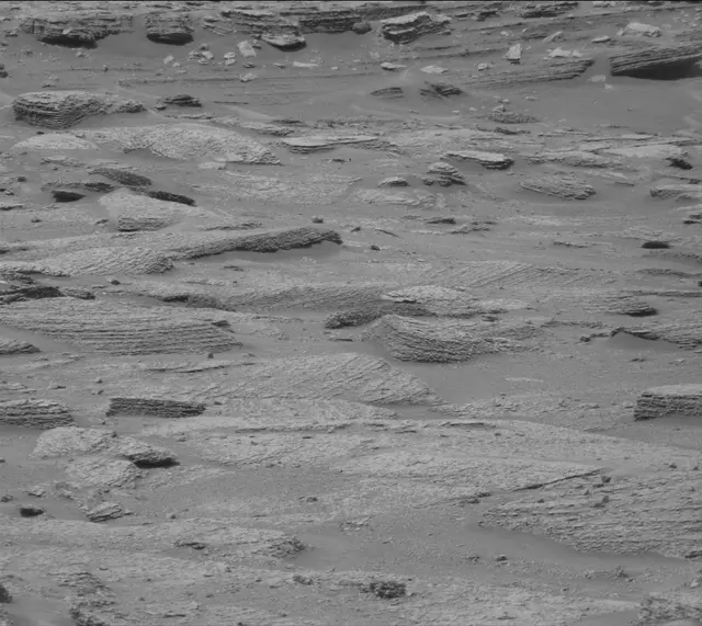 Sol 4947: Mast Camera (Mastcam)