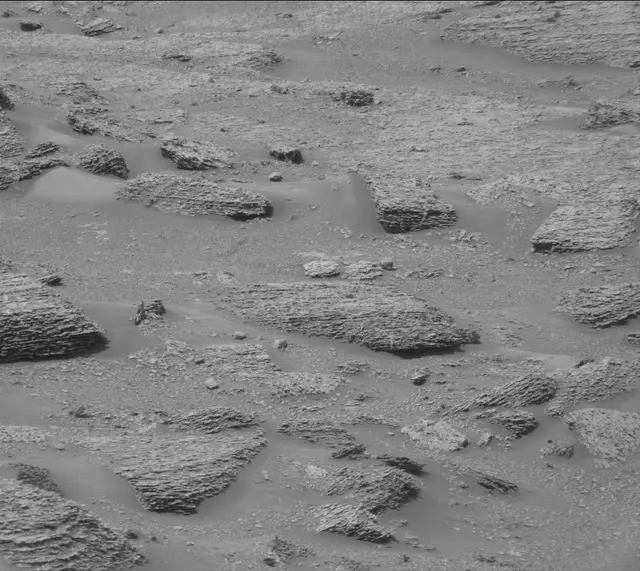 Sol 4947: Mast Camera (Mastcam)