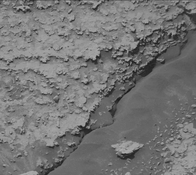 Sol 4947: Mast Camera (Mastcam)