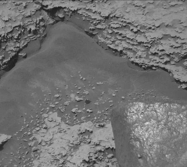 Sol 4947: Mast Camera (Mastcam)