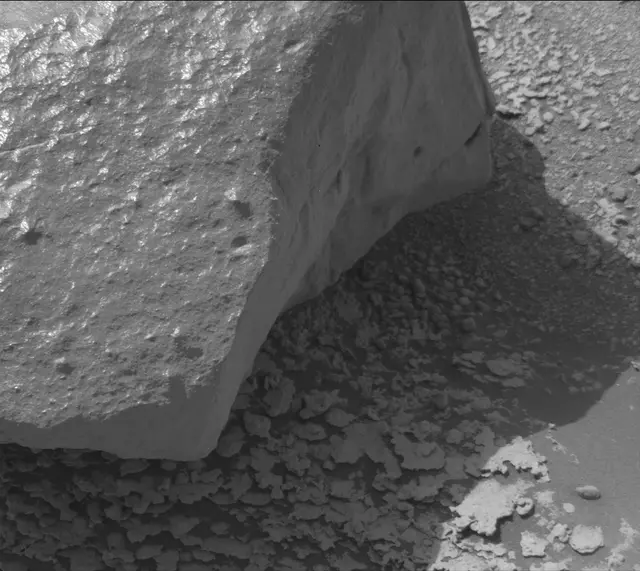 Sol 4947: Mast Camera (Mastcam)