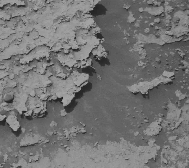 Sol 4947: Mast Camera (Mastcam)