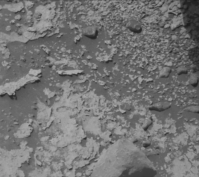 Sol 4947: Mast Camera (Mastcam)