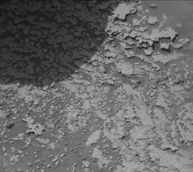 Sol 4947: Mast Camera (Mastcam)