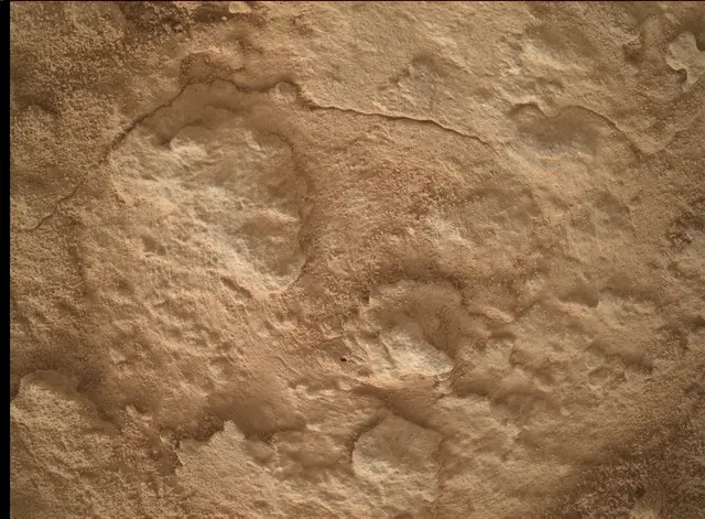 Sol 4947: Mars Hand Lens Imager (MAHLI)