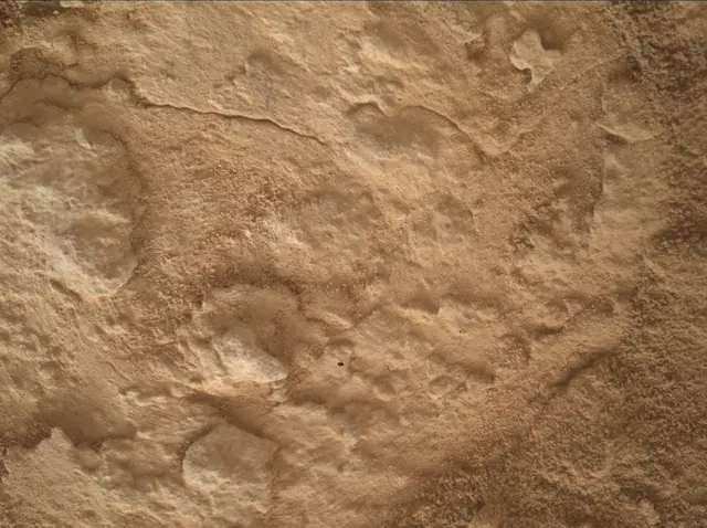 Sol 4947: Mars Hand Lens Imager (MAHLI)