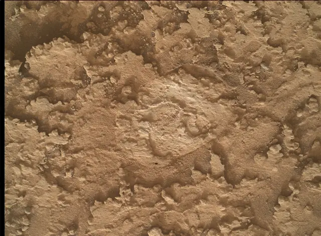 Sol 4947: Mars Hand Lens Imager (MAHLI)