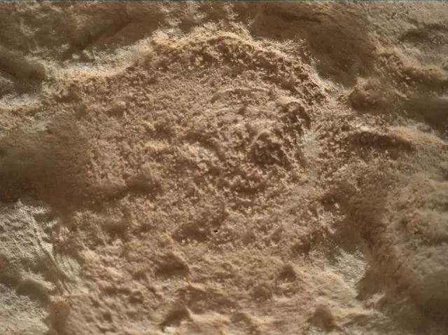 Sol 4947: Mars Hand Lens Imager (MAHLI)