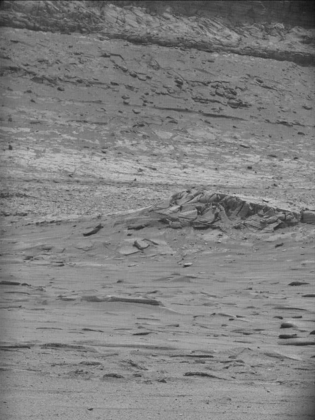 Sol 4949: Mast Camera (Mastcam)