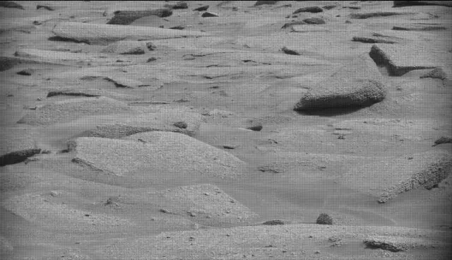 Sol 4949: Mast Camera (Mastcam)