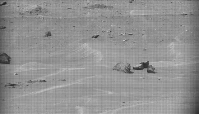 Sol 4949: Mast Camera (Mastcam)
