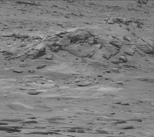Sol 4949: Mast Camera (Mastcam)