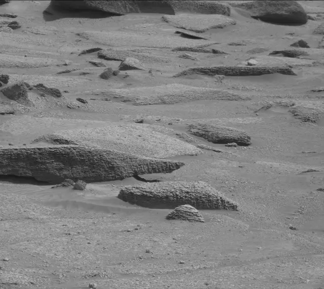 Sol 4949: Mast Camera (Mastcam)